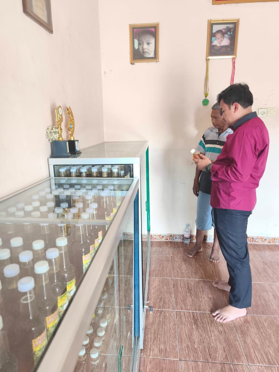 Hasil madu petani lebah Mojokerto